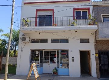 PH de 3 ambientes, Morón · PH con Local en El Palomar