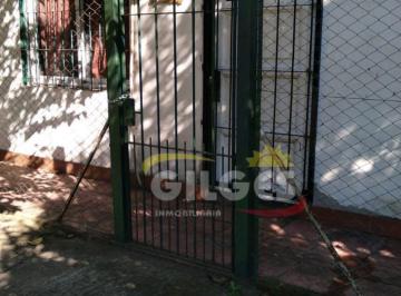 Quinta vacacional · 821m² · 3 Ambientes · Casa Quinta 3 Amb en Francisco Alvarez S/lote de 821 m²