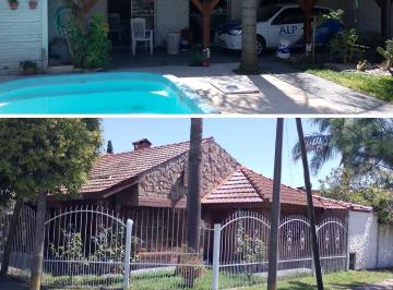 Casa de 7 ambientes, La Plata · Venta Casa, 4 Dorm., Pileta, Los Hornos