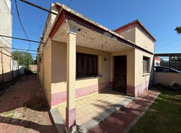 Casa · 116m² · 4 Ambientes · 1 Cochera · Casa de 4 Ambientes en Venta en Burzaco