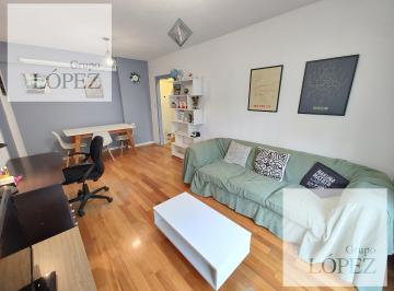Departamento · 40m² · 2 Ambientes · Departamento - Alquiler Temporario - Olivos - 2 Ambientes con Patio Privado