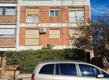 Departamento · 51m² · 3 Ambientes · Departamento 3 Amb en Muy Buena Zona