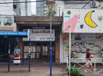Local comercial · 77m² · Venta de Local en Inmejorable Zona Comercial