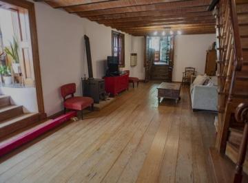 Casa · 170m² · 4 Ambientes · 2 Cocheras · Casa en Venta 4 Amb Quilmes