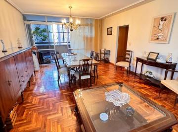 Departamento · 117m² · 5 Ambientes · Departamento Premium de 3 Dorm. en Virgen de La Merced Al 100, Zona Centro