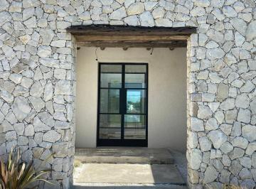 Casa · 223m² · 6 Ambientes · 1 Cochera · Casa en Venta a La Laguna 4 Dorm, Barrio Santa Ana, Villanueva