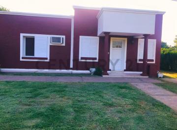 Casa · 105m² · 4 Ambientes · Venta - Casa 2 Dorm. - Coronel Dominguez