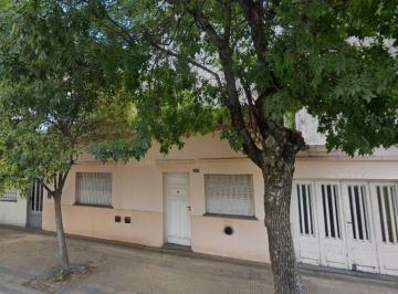 Casa · 133m² · 4 Ambientes · 1 Cochera · Venta Casa Mercedes