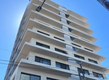 Departamento de 4 ambientes, Lanús · Duplex. 4 Amb. Edificio en Lanús.