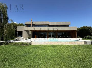 Casa · 485m² · 9 Ambientes · 2 Cocheras · Casa en Venta en Albanueva, Tigre con Salida Al Río Luján