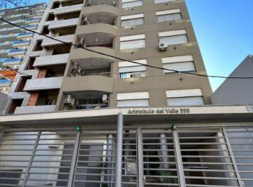 Departamento de 3 ambientes, Lanús · Alquiler Tres Ambientes con Cochera Lanusita