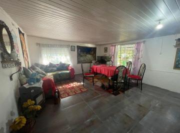 Casa · 300m² · 7 Ambientes · 1 Cochera · Inversión Casa Mas Tres Apartamentos Las Piedras