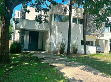 Casa · 260m² · 3 Ambientes · Alquiler Casa en Barrio Cerrado Santa Ana Francisco Alvarez