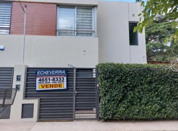 Casa · 147m² · 3 Ambientes · 1 Cochera · Casa en Venta en Parque Leloir