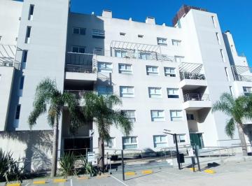 Departamento · 83m² · 3 Ambientes · 2 Cocheras · Departamento en Vila Vela