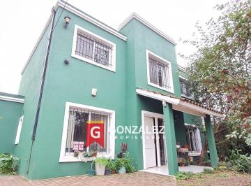 Casa · 181m² · 4 Ambientes · Casa Chalet en Venta Ubicado en Robles del Monarca, Pilar, G. B. a. Zona Norte