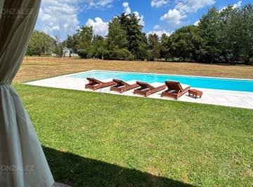 Casa · 120m² · 4 Ambientes · 1 Cochera · Casa Quinta en Venta en Chacras del Molino, Exaltación de La Cruz, G. B. a. Zona Norte