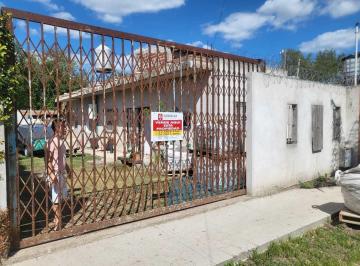 Casa · 62m² · 3 Ambientes · Casa Triplex en Venta en Agustoni, Pilar, G. B. a. Zona Norte