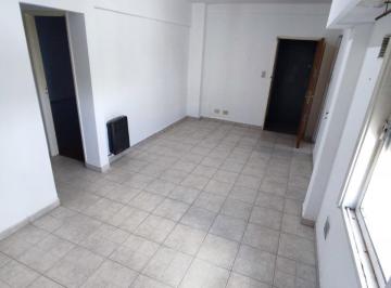 Departamento de 3 ambientes, La Matanza · Departamento 3 Amb en El Centro de Ramos Mejia - con Aire Split