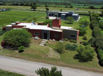 Casa de 16 ambientes, Malagueño · Venta Casa Categoria - 4 Dorm - 4 Baños - Bº Estacion del Carmen