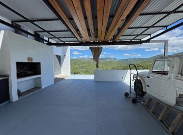 Casa · 197m² · 4 Ambientes · 2 Cocheras · Casa en Venta Unquillo Country Corrales de Barrancas