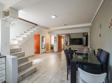PH · 73m² · 4 Ambientes · PH en Venta - 4 Ambientes - Mataderos
