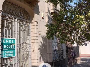 Casa de 5 ambientes, Córdoba · Casa Estilo Clásico Tres Dorm. en Venta Barrio Alta Cordoba Recibo Menor