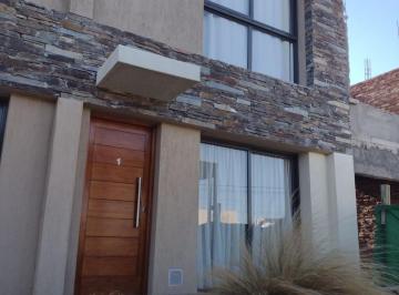 Departamento · 87m² · 4 Ambientes · 2 Cocheras · Duplex Dos Hab en B° Cortaderas Lofts Apto Credito