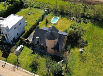 Casa · 139m² · 5 Ambientes · Hermoso Chalet en Venta en Haras Latina, Barrio Sin Expensas. Tristán Suárez, Ezeiza.