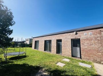 Casa de 2 ambientes, Roldán · Roldan - Acequias del Aire, Luminosa Vivienda de 2 Dorm..