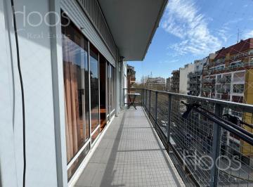 Departamento · 90m² · 3 Ambientes · Departamento 3 Amb con Dependencia de Servicio. Apto Credito