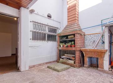Casa · 181m² · 5 Ambientes · 1 Cochera · Propiedad con 3 Entradas Independientes en Venta, Local Comercial, Casa y Departamento
