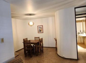Departamento de 6 ambientes, Ciudad de Mendoza · Montecaseros Esquina Lavalle - Acogedor Céntríco