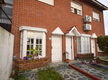 Casa de 3 ambientes, Mar del Plata · Venta Triplex Grande con Cochera Patio y Perrilla