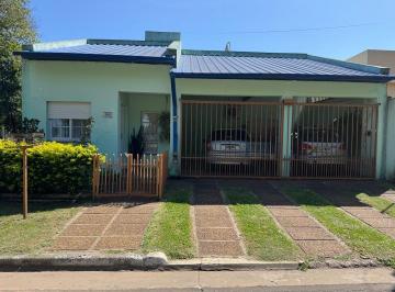 Casa · 80m² · 2 Dormitorios · 2 Cocheras · Vendo Casa en San Justo, Entre Ríos.