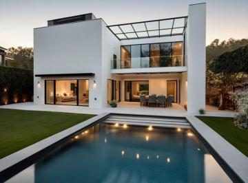 Casa · 260m² · 6 Ambientes · 2 Cocheras · Casa en Ombues de Hudson