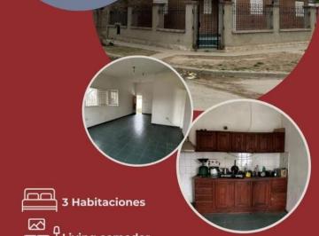 Foto · Casa de 4 Dorm. en Venta en Barrio El Cabildo Appto Bancor