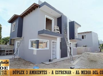 Casa de 3 ambientes, Mar del Tuyú · Calle 86 E/1 y 2 Mar del Tuyú Dúplex a Estrenar Vende Sara Zapata Inmobiliaria