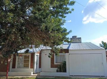 Casa · 100m² · 5 Ambientes · 1 Cochera · Casa en Venta en San Jose del Rincon