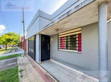 PH · 95m² · 4 Ambientes · 1 Cochera · PH - Tolosa