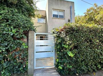 Casa de 3 ambientes, Esteban Echeverría · Duplex Moderno Independiente Al Frente!