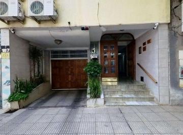 Departamento · 79m² · 4 Ambientes · 1 Cochera · Venta Departamento 4 Ambientes C/ Cochera