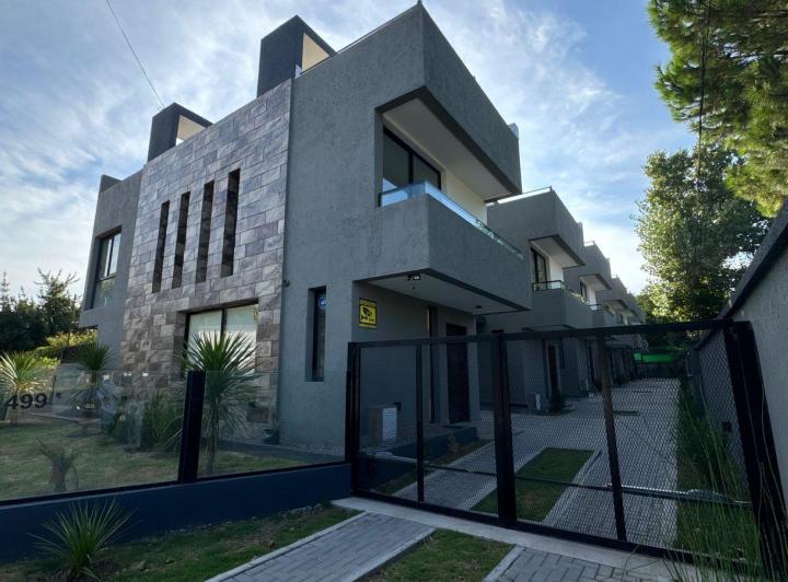 Departamento · 120m² · 3 Ambientes · 1 Cochera