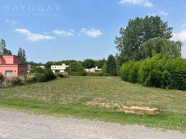 Terreno · 1333m²