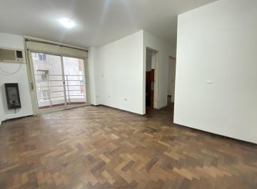 Departamento · 43m² · 4 Ambientes · Departamento en El Centro en Venta de 1 Dormitorio con Balcón Desocupado