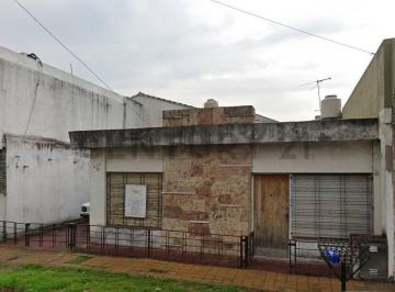 Casa · 63m² · 3 Ambientes · 1 Cochera · Casa en Venta de 3 Ambientes a Reciclar, Quilmes Oeste