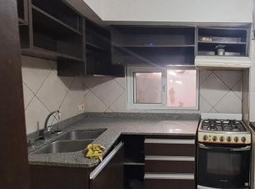 Departamento · 24m² · 1 Ambiente · Monoambiente de Pasillo con Patio! Oportunidad!