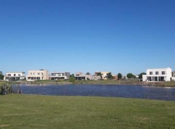 Terreno · 900m² · Lote en Venta Barrio San Matias a La Laguna con Orientacion Noreste