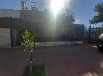 Foto · Venta Casa 2 Dorm. Más Dpto 1 Dormitorio en B Ayacucho