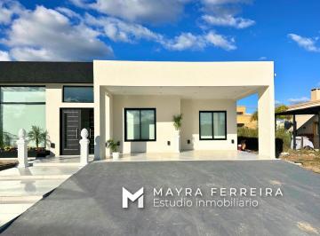 Casa · 142m² · 4 Ambientes · 2 Cocheras · Casa en Venta 4 Ambientes en Lagos de Canning, a Estrenar
